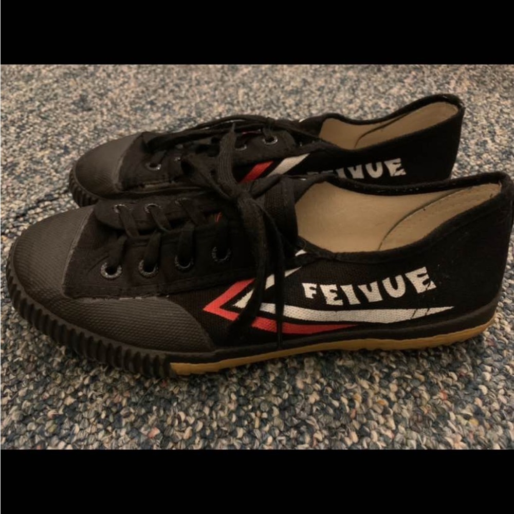 Martial arts shoes! Size 41 EUR——SIZE 10 USA women’s